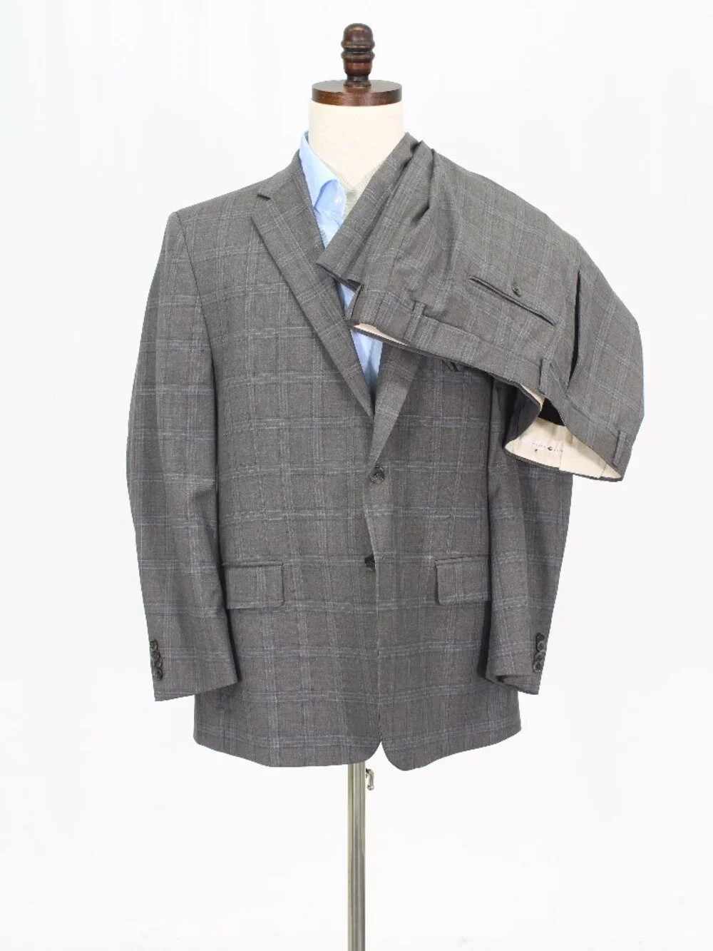 Joseph Abboud 44S 39x29 Brown Full Suit 2-Button Check R930